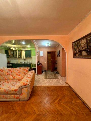 3 кімнатна квартира в старому центрі міста Суми, вул. Покровська