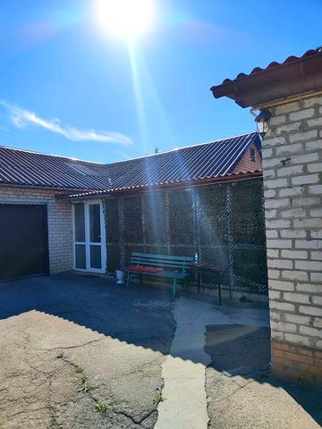 Продам подвіря з двома будівлями або обмін на квартиру.