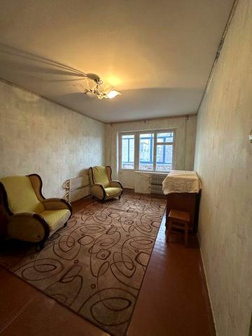 Продам 3 -х кімнатну квартиру  в м . Лозова