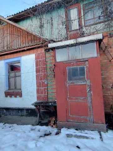 Будинок Книжківці  Центр Будинок 33 сотки  землі Н