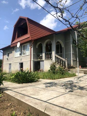 Продається будинок двохсторонній на дві сімʼї