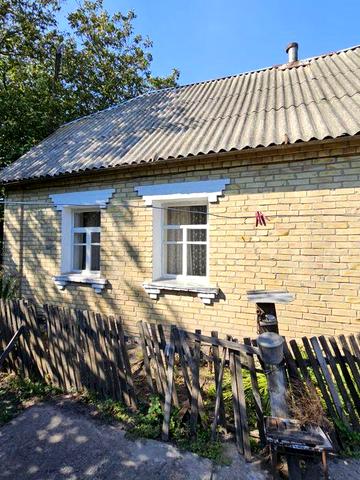 Будинок з земельною ділянкою, с. Фастівець