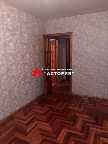 Українська вул., 37