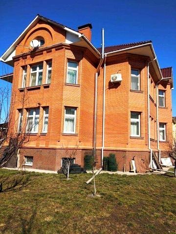 Будинок Дом Троєщина Деснянський р-н Києва 491,3 м2 10соток 100%жилий