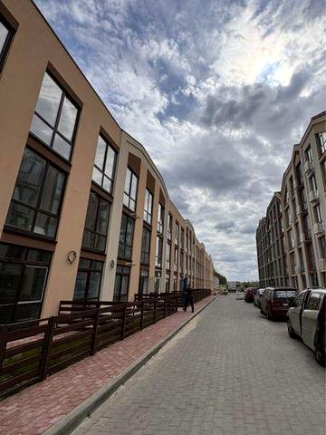 Квартира 70м2 з власним подвір’ям  жк Петрівський Резеденс ЖК Смарт Резиденс