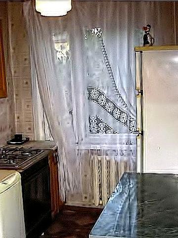 Квартира в г.Южном по ул. Химиков 18 (3-х комнатная). Собственник.