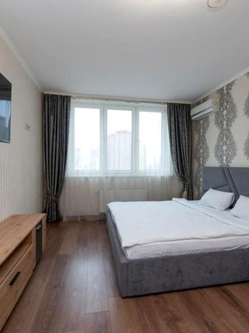 Апартаменты с джакузи Позняки