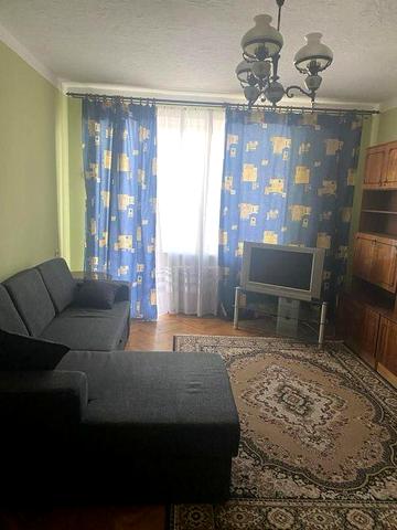 Продам двухкомнатную квартиру м.Научная