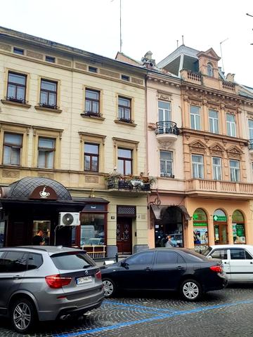 Тараса Шевченка просп., 18