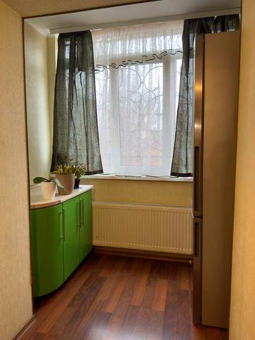 Простора 3-кімнатна квартира з можливістю комерційного використання!