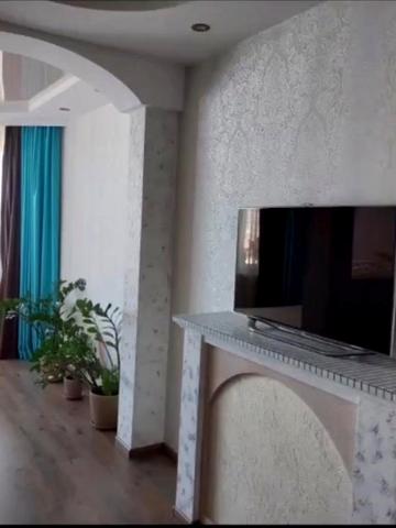 Збройних Сил України вул. (Інтернаціоналістів), 35