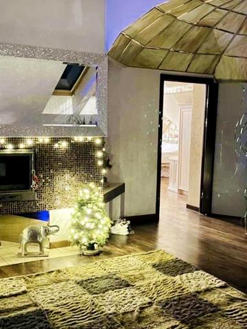 Кубанська вул., 1