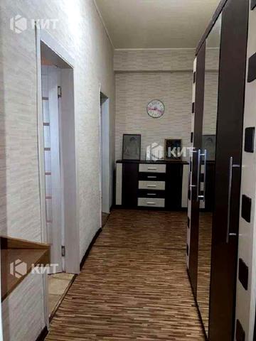 Студентська вул., 4