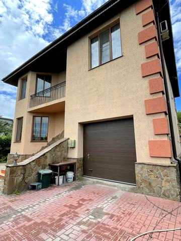 Аеродромна вул.