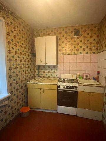 Шкільна вул. (Героїв Сталінграда), 46