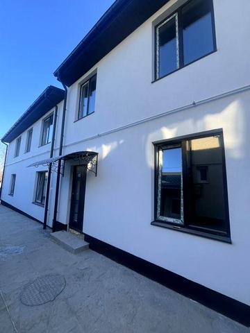 Продам 2 рівневу квартиру