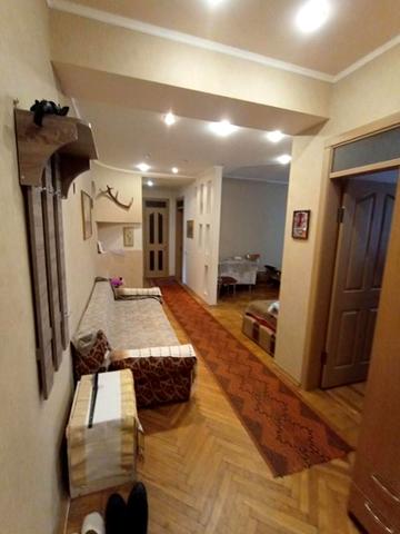 Трехкомнатная квартира на Слобожанском проспекте