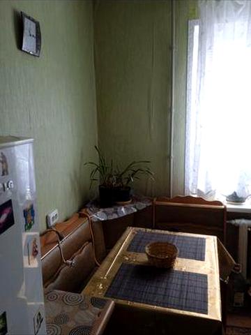 Продам 1-комнатную квартиру в городе Изюме(не сдается).