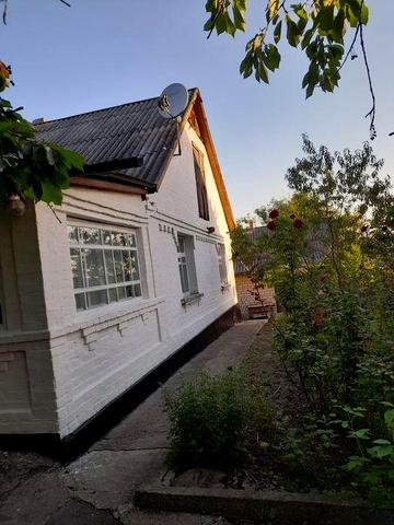 Продаж будинку у місті Тальне