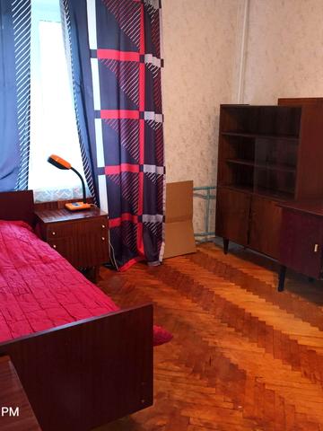 Колонтаївська вул., 5