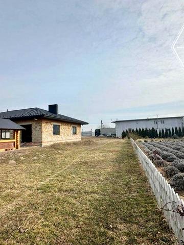 Продаж недобудованого будинку з гаражем для Фури