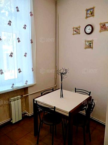 3к.73м2 Центр (м. Архитектора Бекетова, ул. Гиршмана 17), 122204