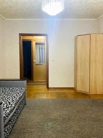 Донецьке шосе, 15