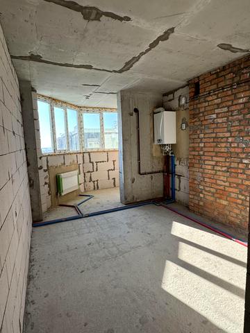 Теплична вул., 44