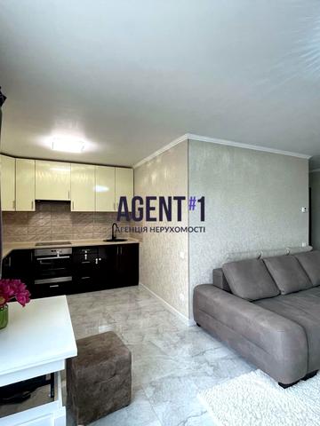 Черкаська вул., 26