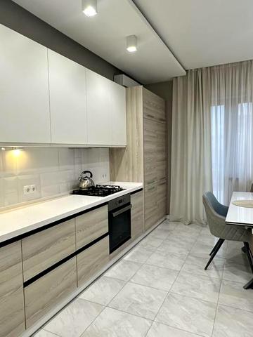 Дніпровські Пороги вул., 15-І