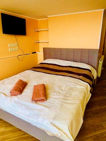 Аппартаменты возле метро Черниговская