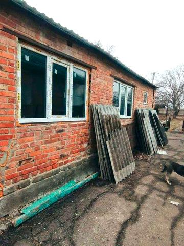 Продам добротний будинок у Дергачах