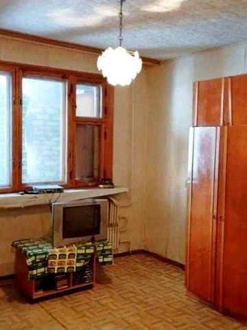 Продам 1 кімнатну квартиру, 10 хв. від м. Індустріальна (Пролетарська)