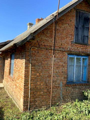 Продам ділянку з старим будинком !!! Світло , газ , вода є!!!