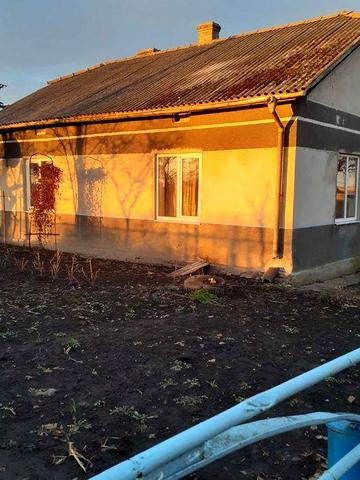 Продам приватизований будинок