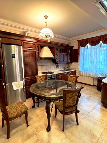 Юрія Мушака вул., 44