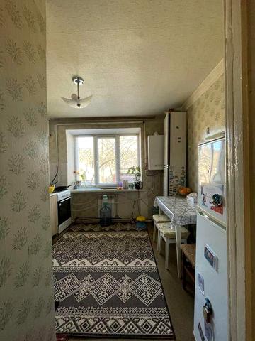 Трикімнатна квартира з власним підвалом і погребом Гнідин