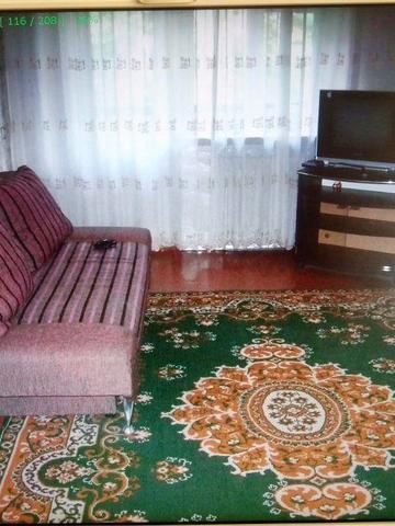 Продам квартиру р-н ЮЖД, напротив вокзала .