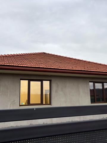 Центральна