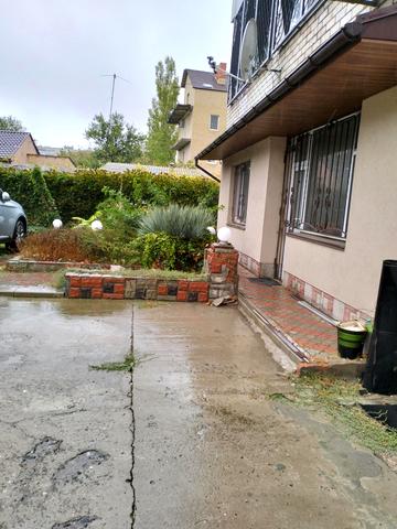 Севастопольська вул., 5