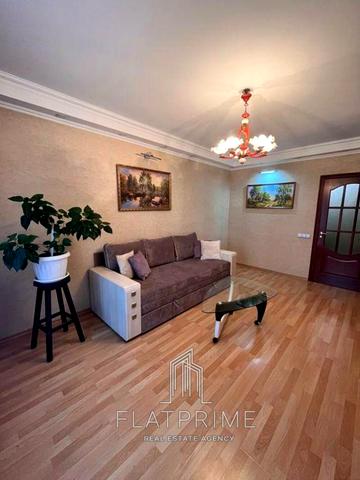 Петра Григоренка просп., 5