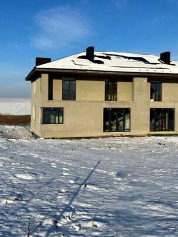 Продаж 2 поверхового дуплекса у с. Чистилів