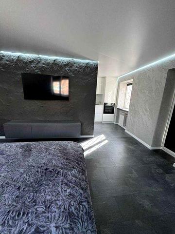 ПРОДАМ 1-но кімнатну квартиру по вул. Радіоторній, ул.Радиаторная