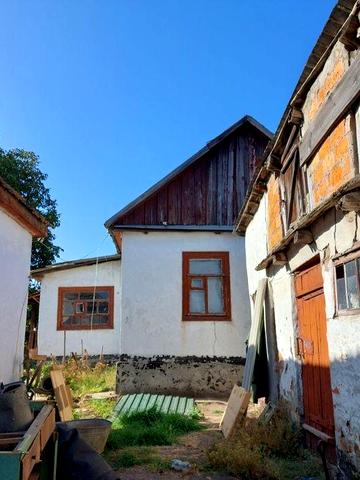 Терміново  продам  дім.