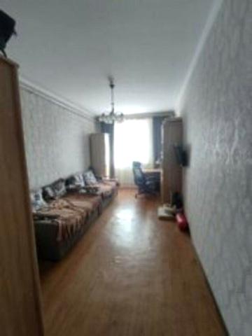 Залізнична вул., 63