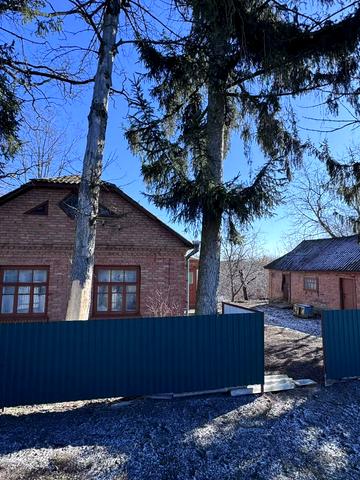 Камчатська, 16