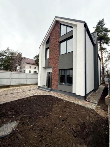 Сучасний Будинок  за Супер Ціною ! Парк Перемоги ! Центр