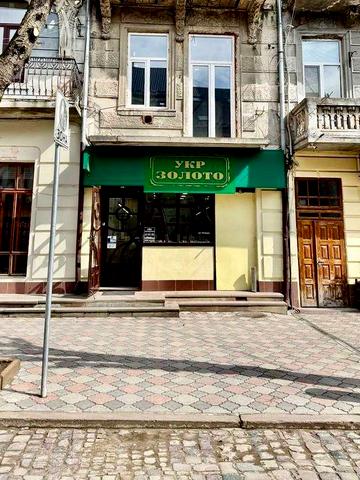 Продається 1-кімнатна квартира в центрі Чорткова