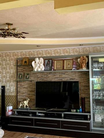 Центральна, 7