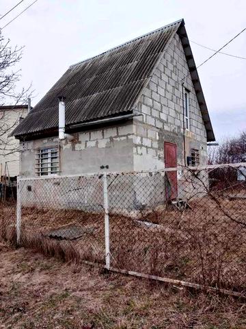 Дача, будинок 2 поверха, ділянка 6 соток. Фастівський район. Урожай.